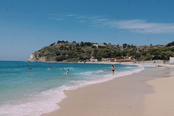 Return flights to Greek Islands from the UK starting from £54