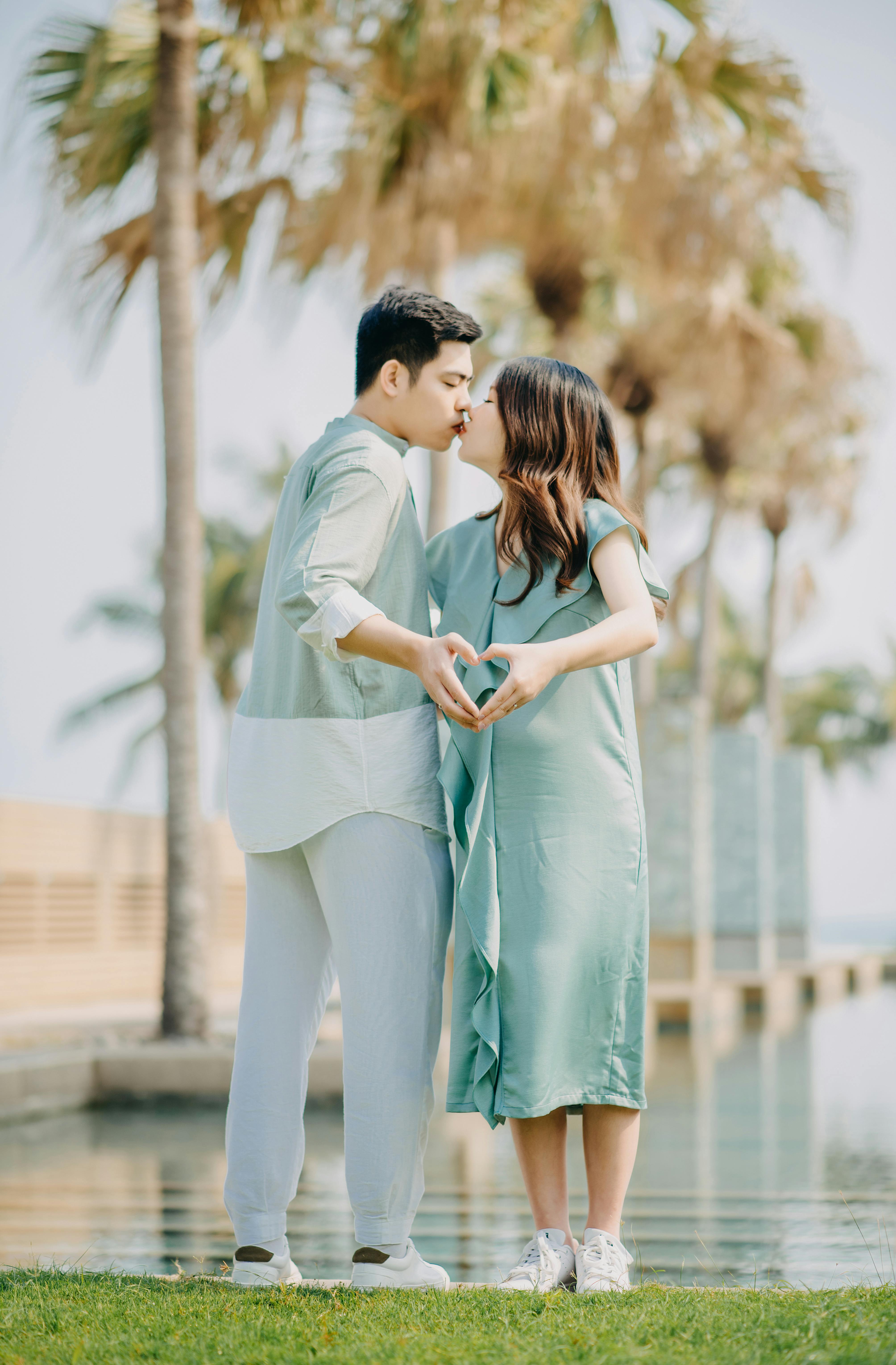 What does 💙 mean?