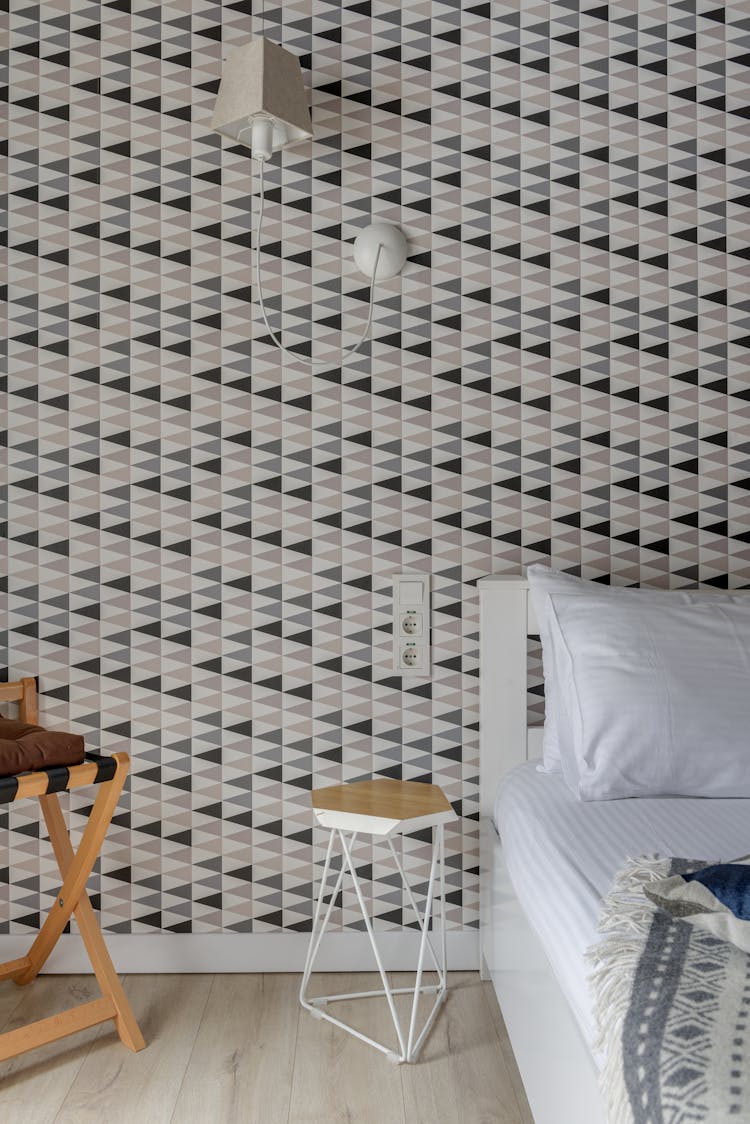 Wallpaper With Pattern In Bedroom