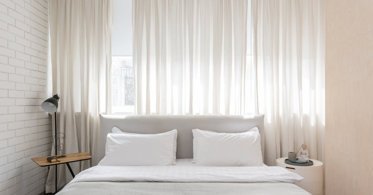 How to make pillows white again