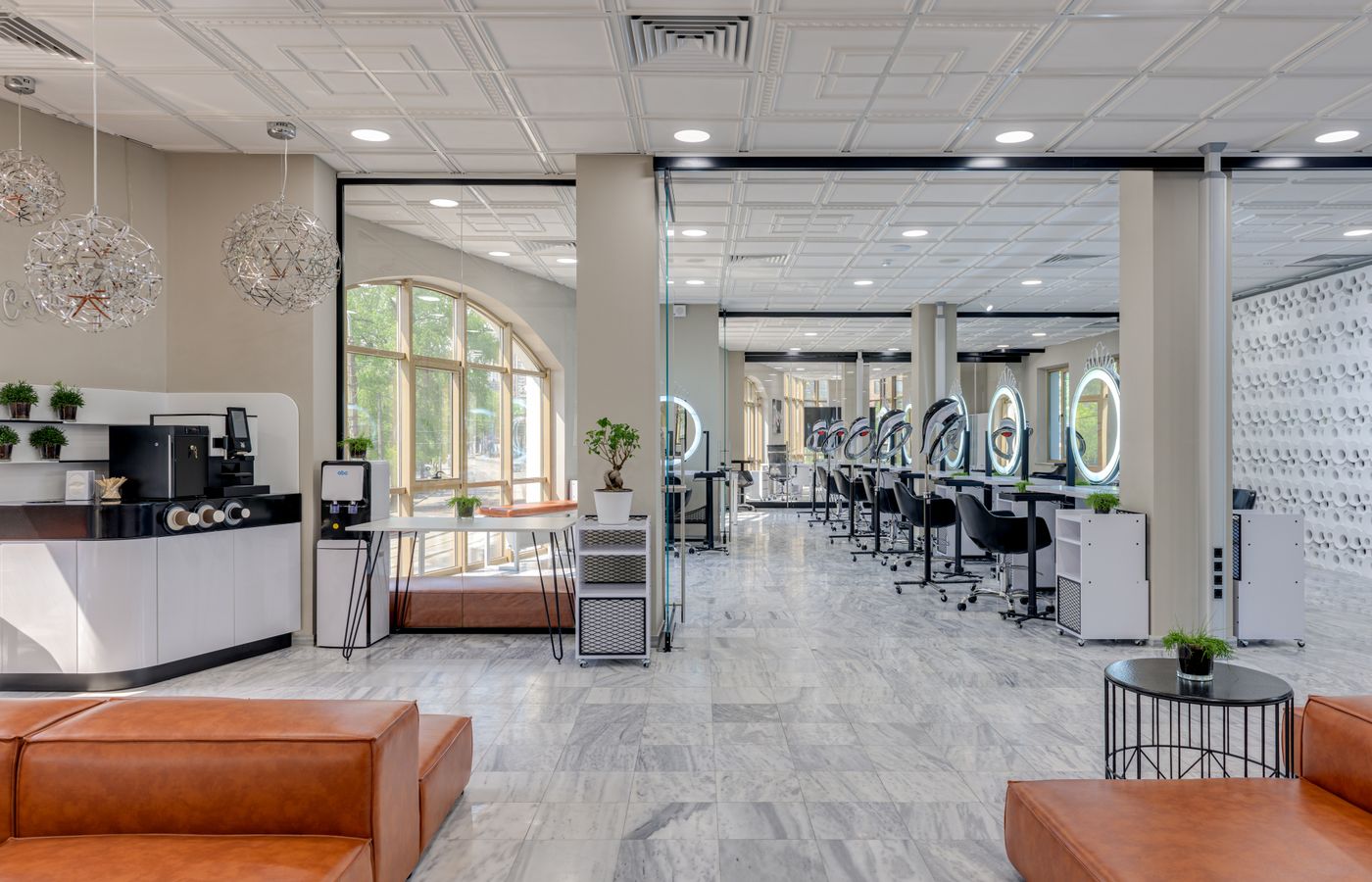 Modern and spacious beauty practice interior