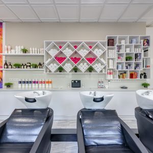 Balayage hair color