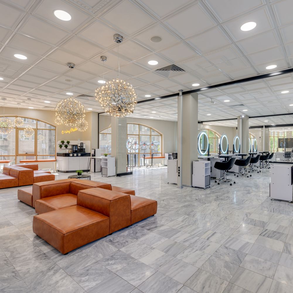 Commercial Decorating in Knightsbridge — a freshly painted, spotless finish