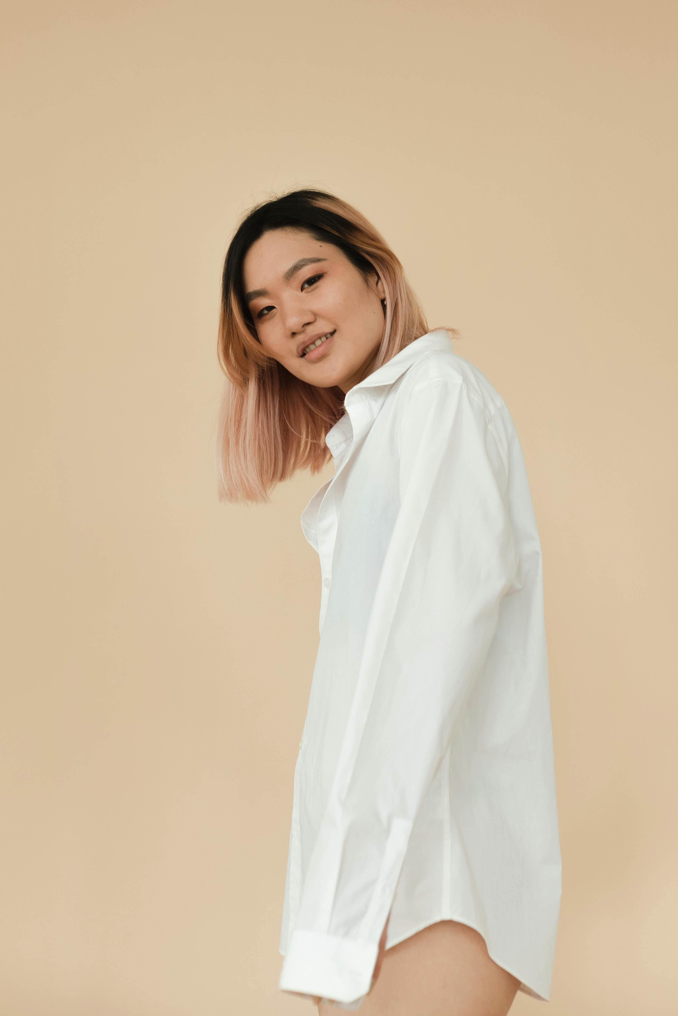 3. Pilih Warna Netral dan Monokromatik