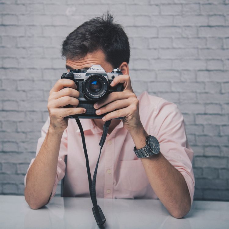 Bezpłatne Darmowe zdjęcie z galerii z anonimowy, aparat fotograficzny, brunet Zdjęcie z galerii