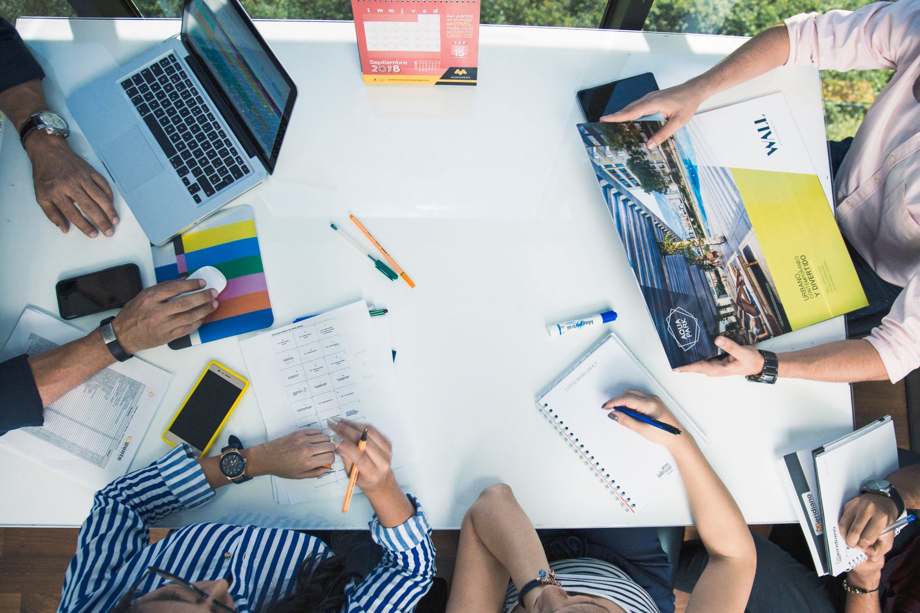 Chatbot Adoption Playbook: Overcoming Employee Resistance and Driving User Adoption