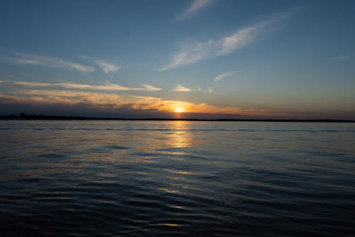 Foto d'estoc gratuïta de aigües tranquil·les, alba, bonic