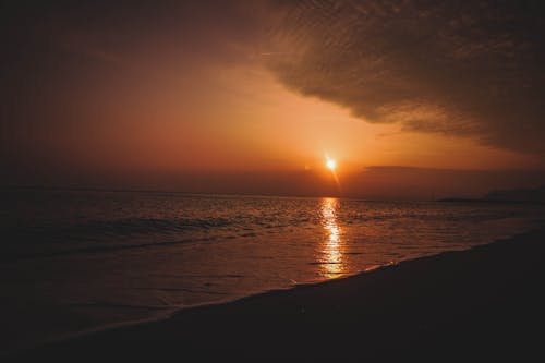 Strandufer Während Des Sonnenuntergangs