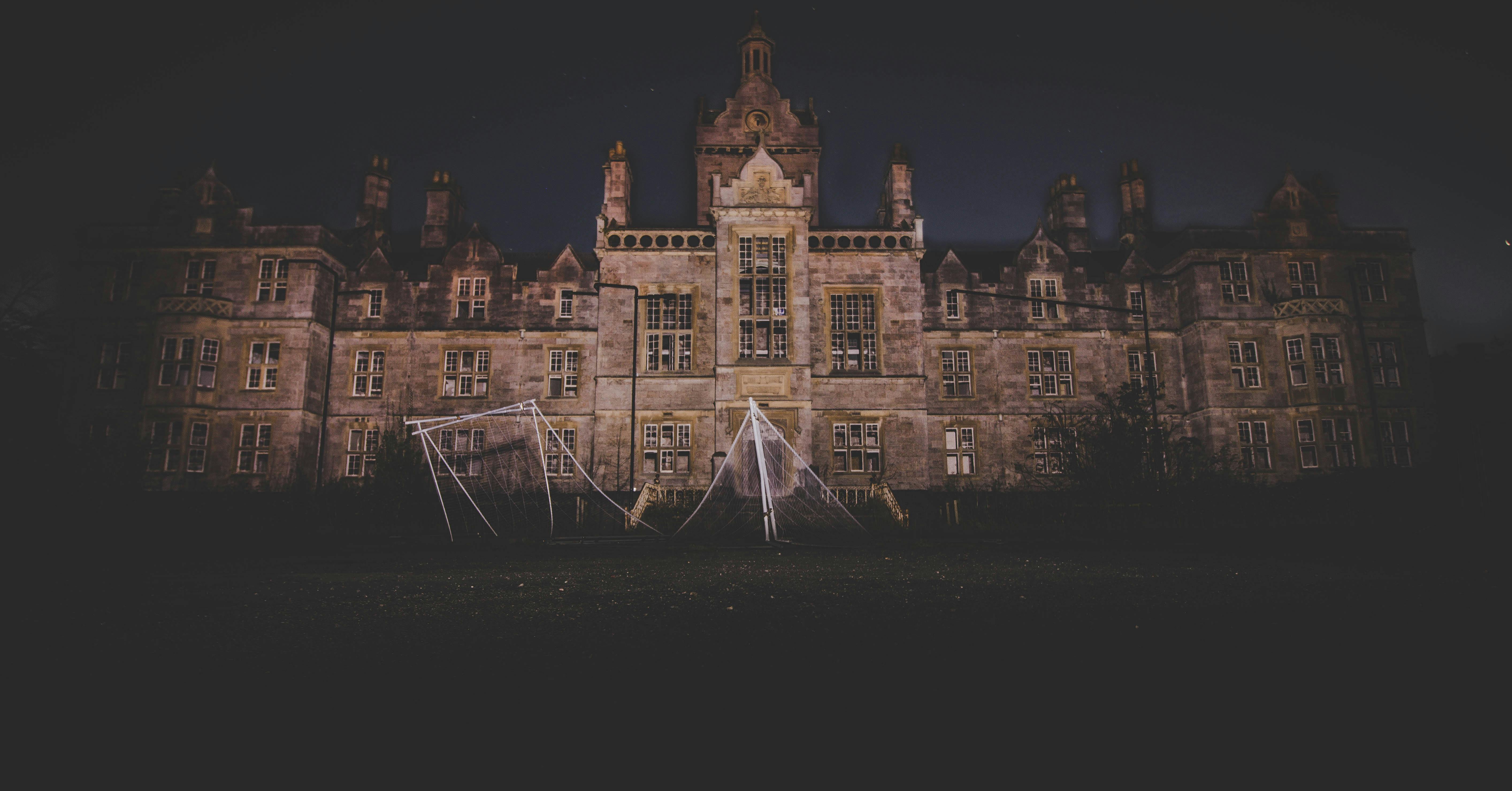 Haunted House Photos, Download The BEST Free Haunted House Stock Photos & HD  Images