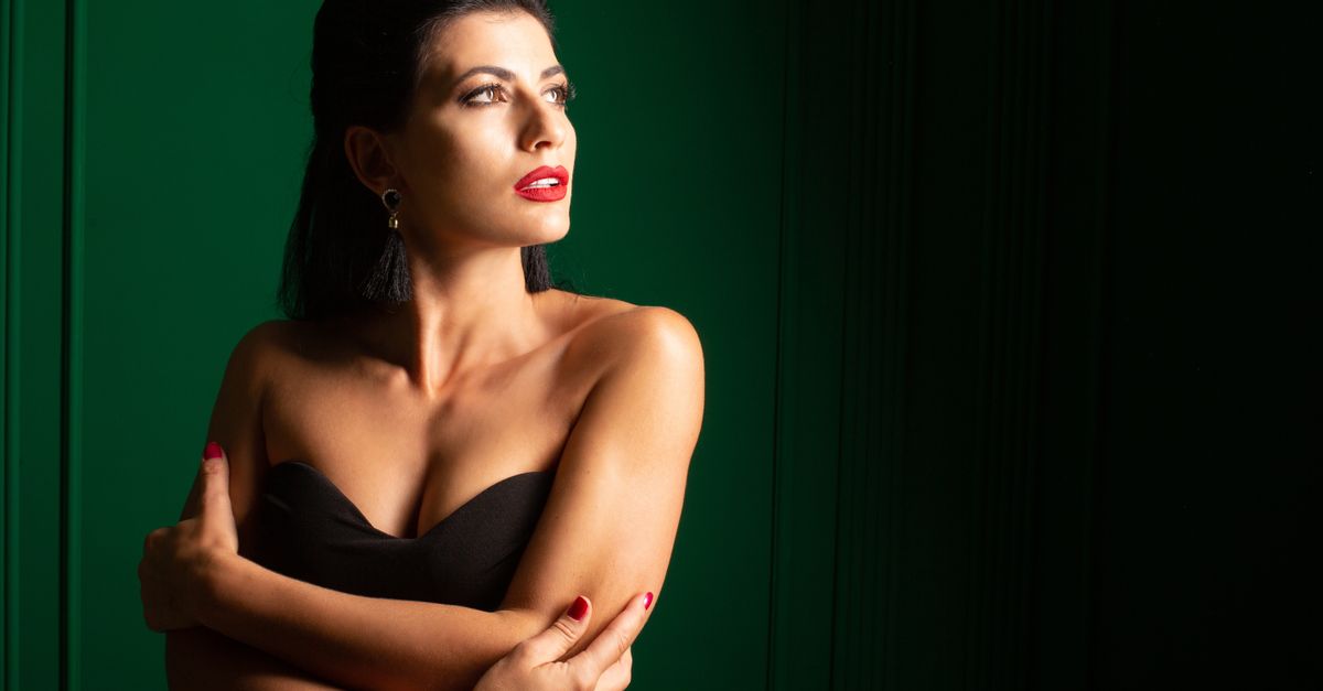 Γιατί νιώθω μια τυχαία σταγόνα νερού στο δέρμα μου ενώ δεν υπάρχει διαρροή;