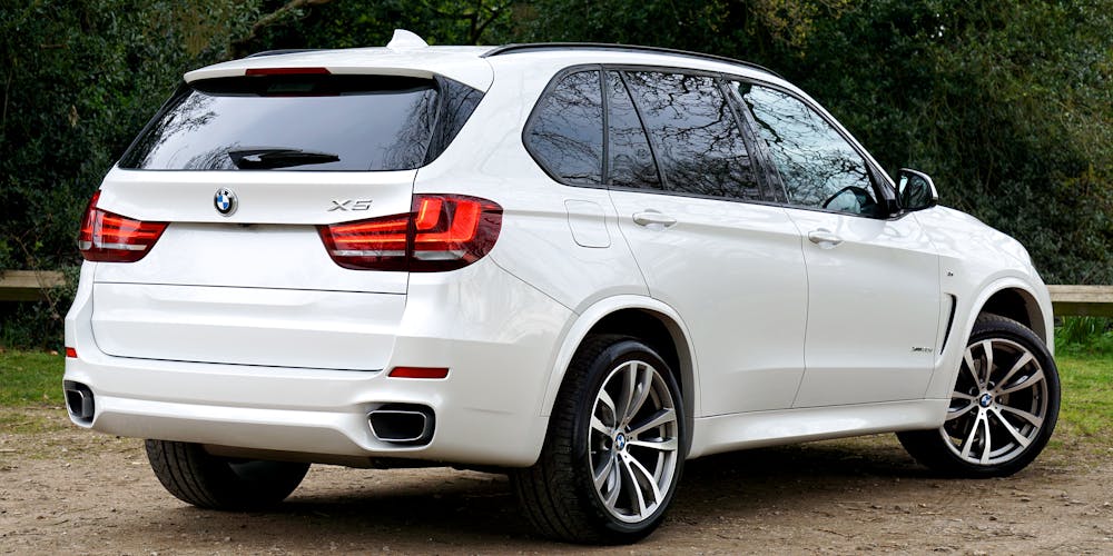 Ắc quy xe BMW X5 Thông số, giá cả, loại thay thế và cách bảo dưỡng