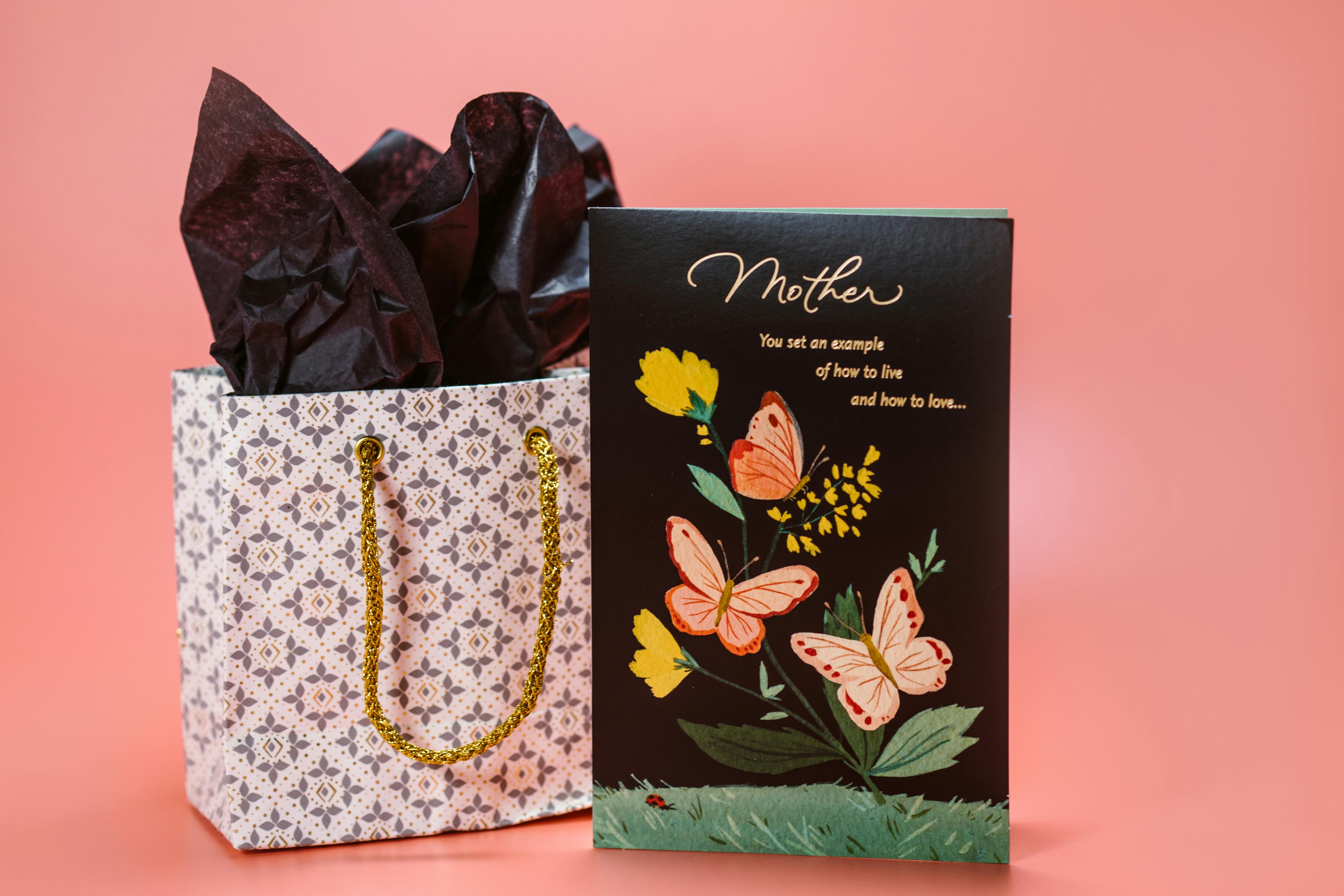 Gift Wrap: Butterfly | Anastasia Marie