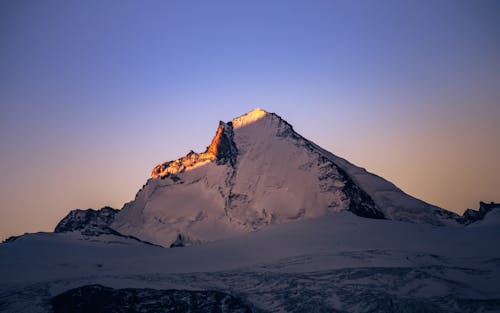 Kostenloses Stock Foto zu berg, draußen, einfrieren