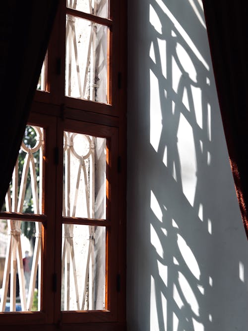 Foto d'estoc gratuïta de casa, clareja, finestra de fusta