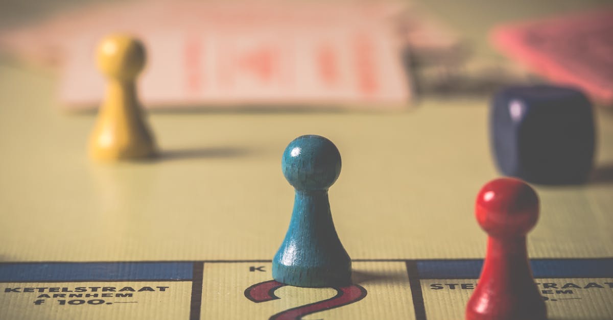 How to play left right center with cards