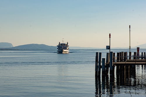 Free Kostnadsfri bild av båt, hamn, sjö Stock Photo