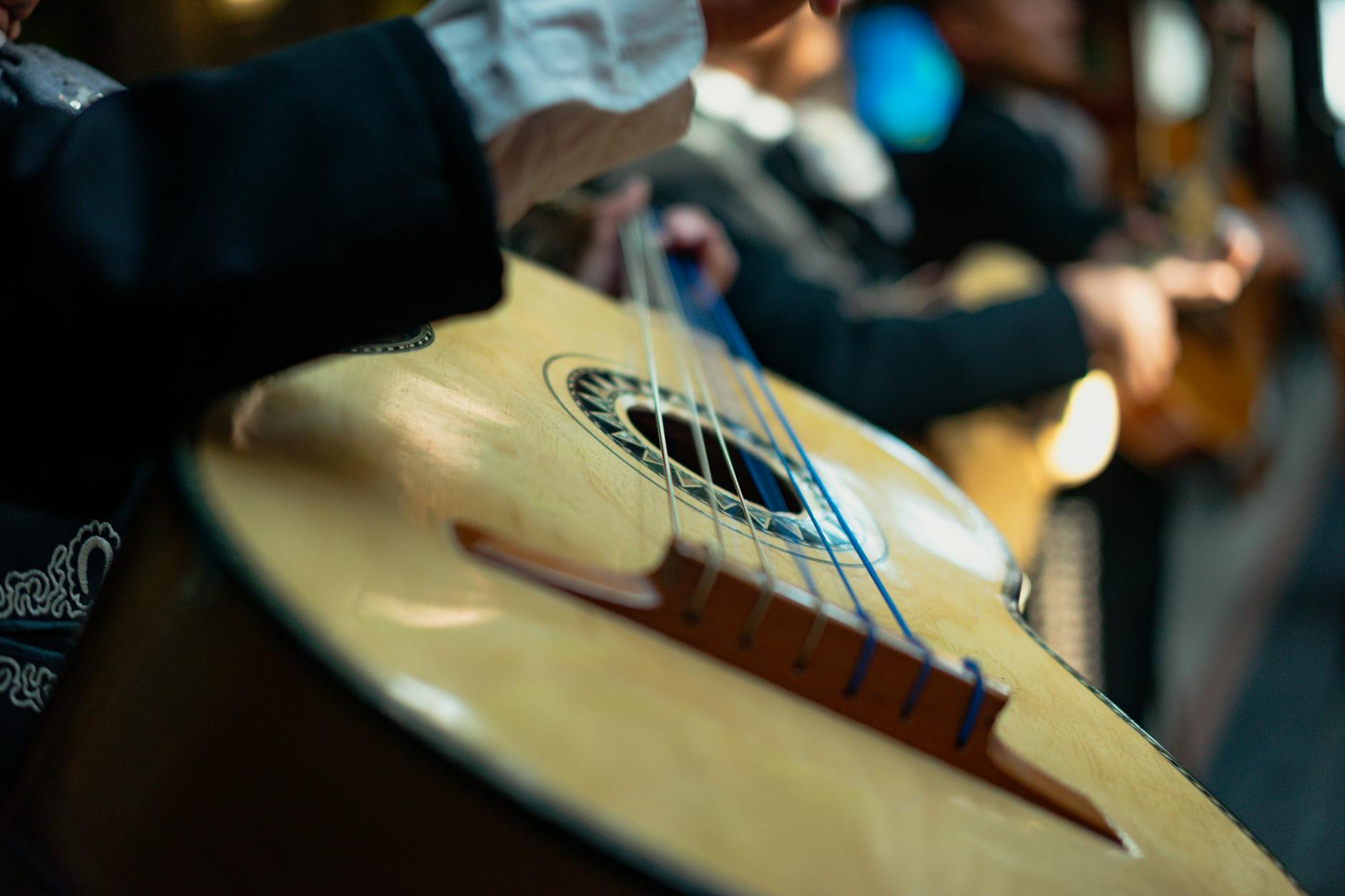 Acoustic Guitar Buying Guides Acoustic Guitar Buying Guides - Complete Buying Guides guide