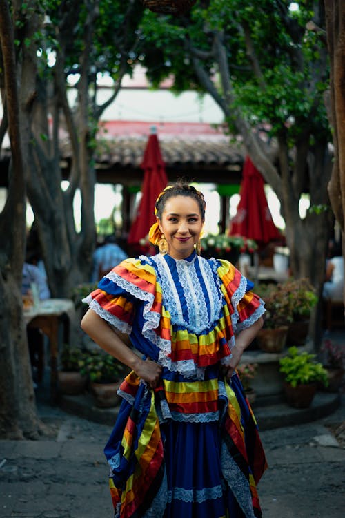 Free Woman in Traditional Mexican Dress Stock Photo