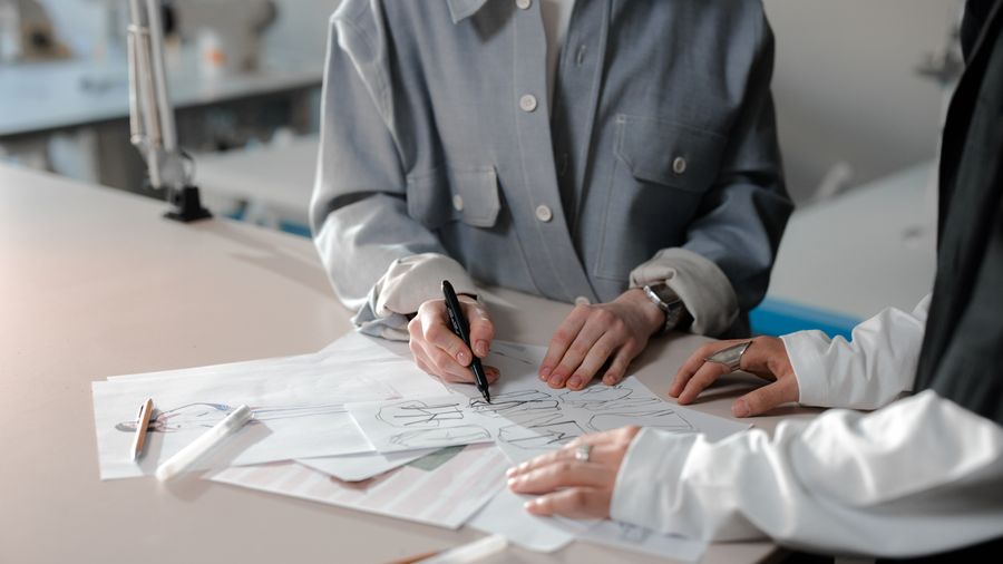 How to Read a Diamond Grading Report Without a Jeweler