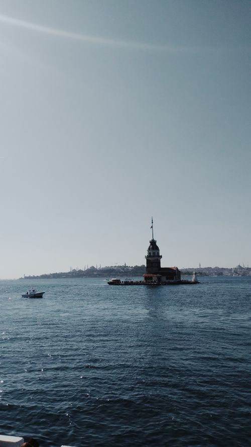 Free Scenic view of Maiden's Tower on the Bosphorus Strait in Istanbul, Turkey. Stock Photo