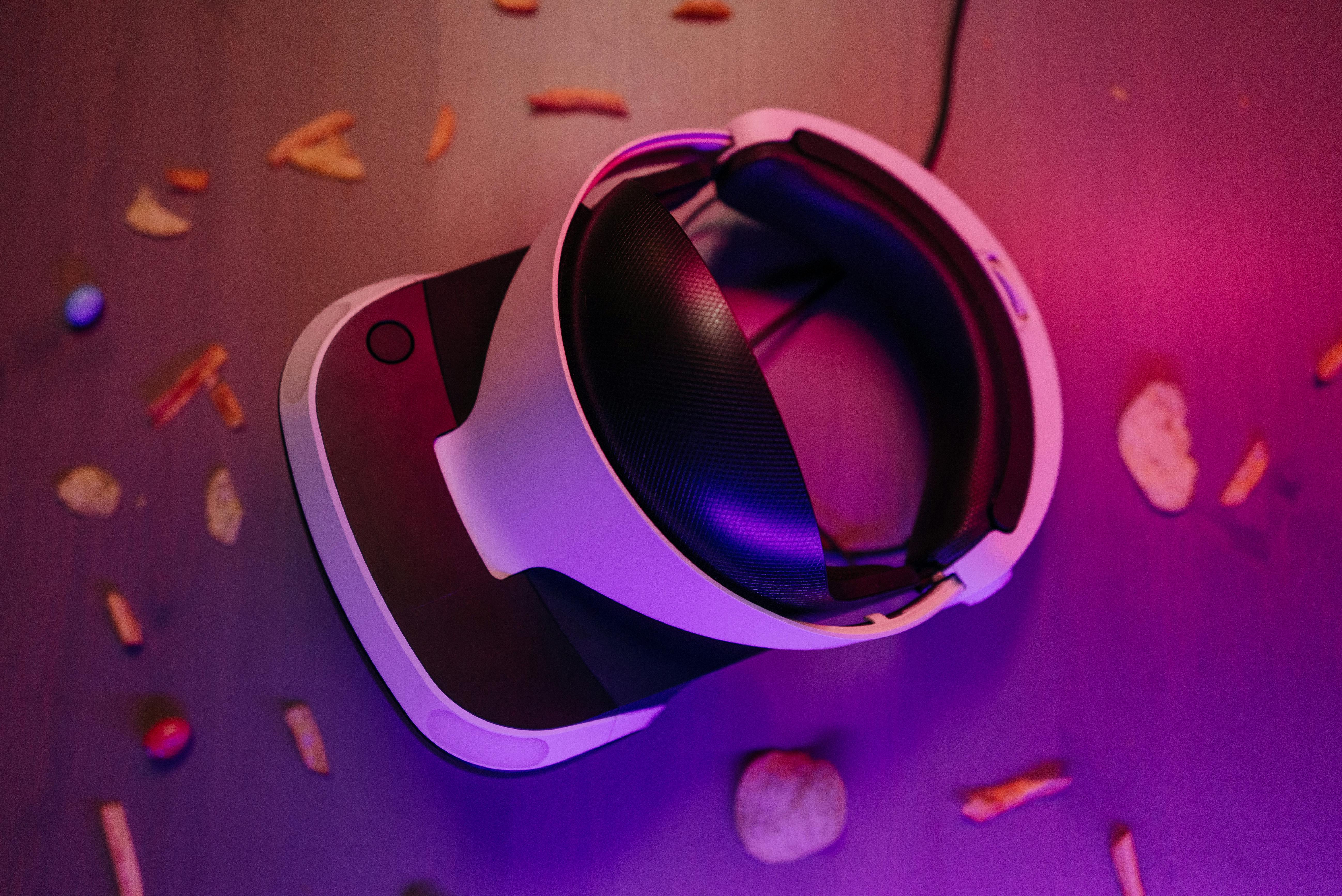 How to Use Virtual Reality Exposure Therapy to Treat Fear of Heights