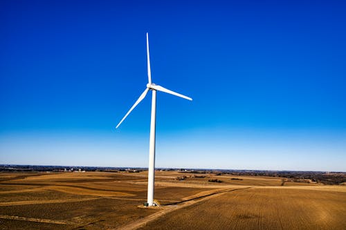 Бесплатное стоковое фото с ветровая турбина, ветряная мельница, голубое небо