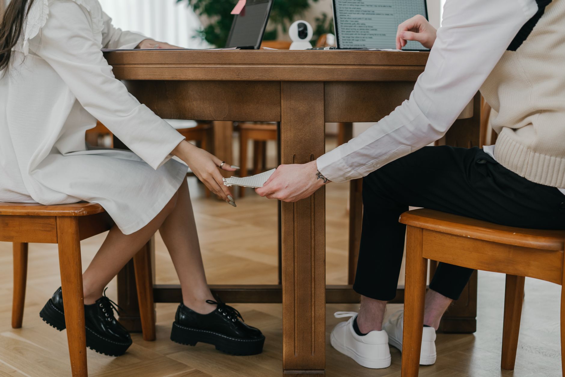Best Under-Desk Footrests (2026): End Leg Fatigue at Your Desk