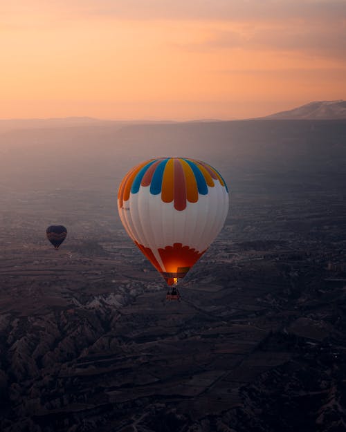 Foto profissional grátis de aerofotografia, ao ar livre, balão de ar quente