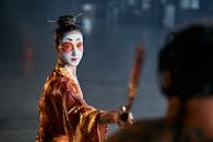 Sword Fighting Geisha