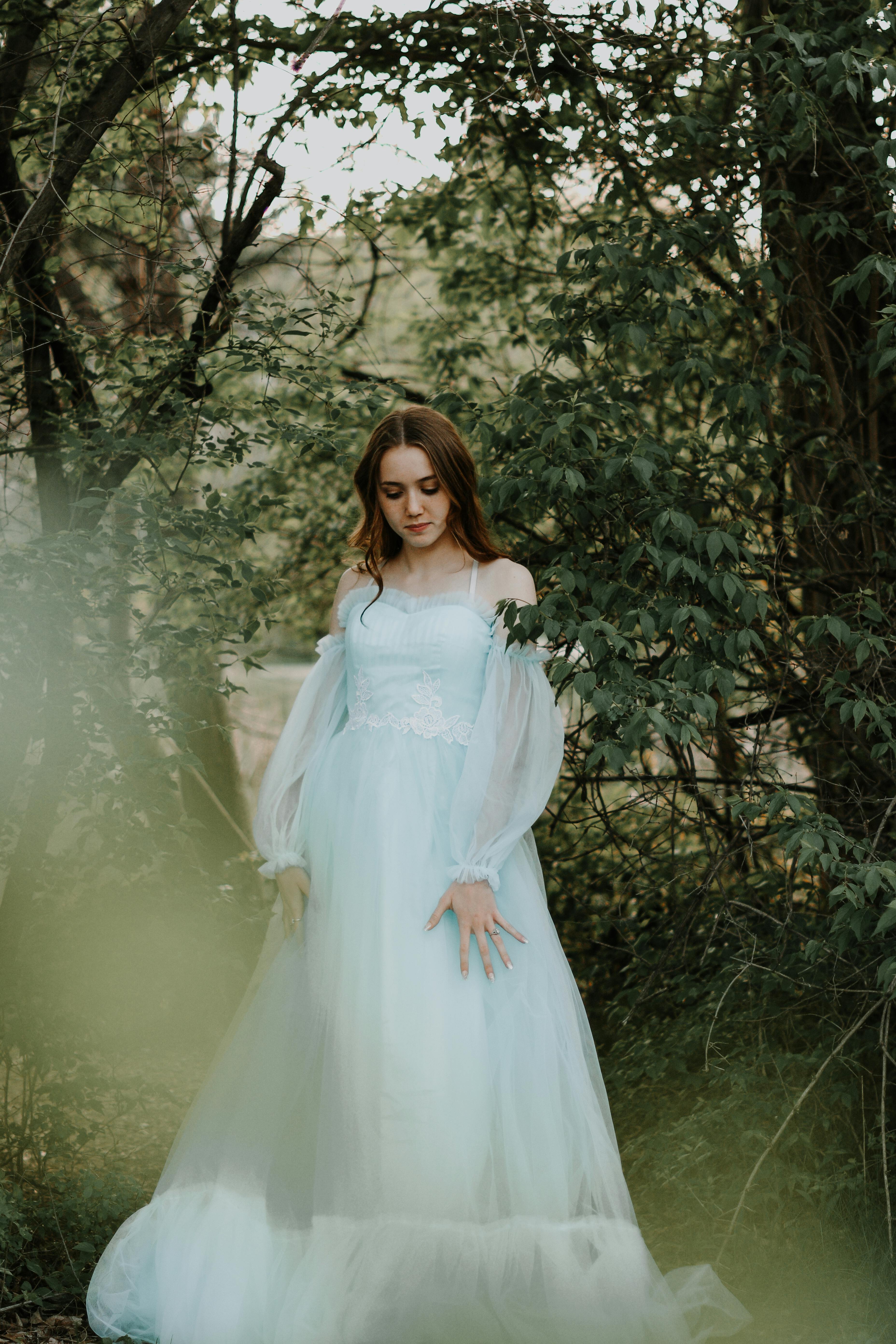 CARA Velvet Wedding Dress Off White – The Linen Atelier