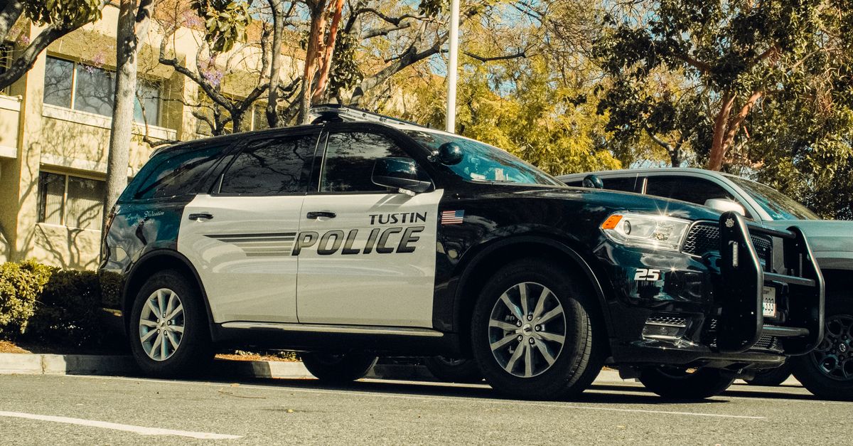 Carro apreendido leilão polícia: para onde vai o veículo