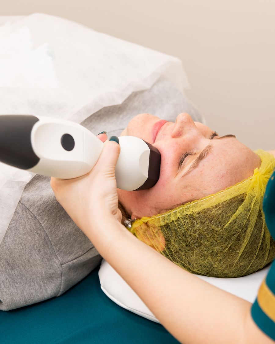 Lifting device on the face, representing HIFU lifting with Shurink and Ultherapy at Bailor Clinic in Sinsa, Gangnam