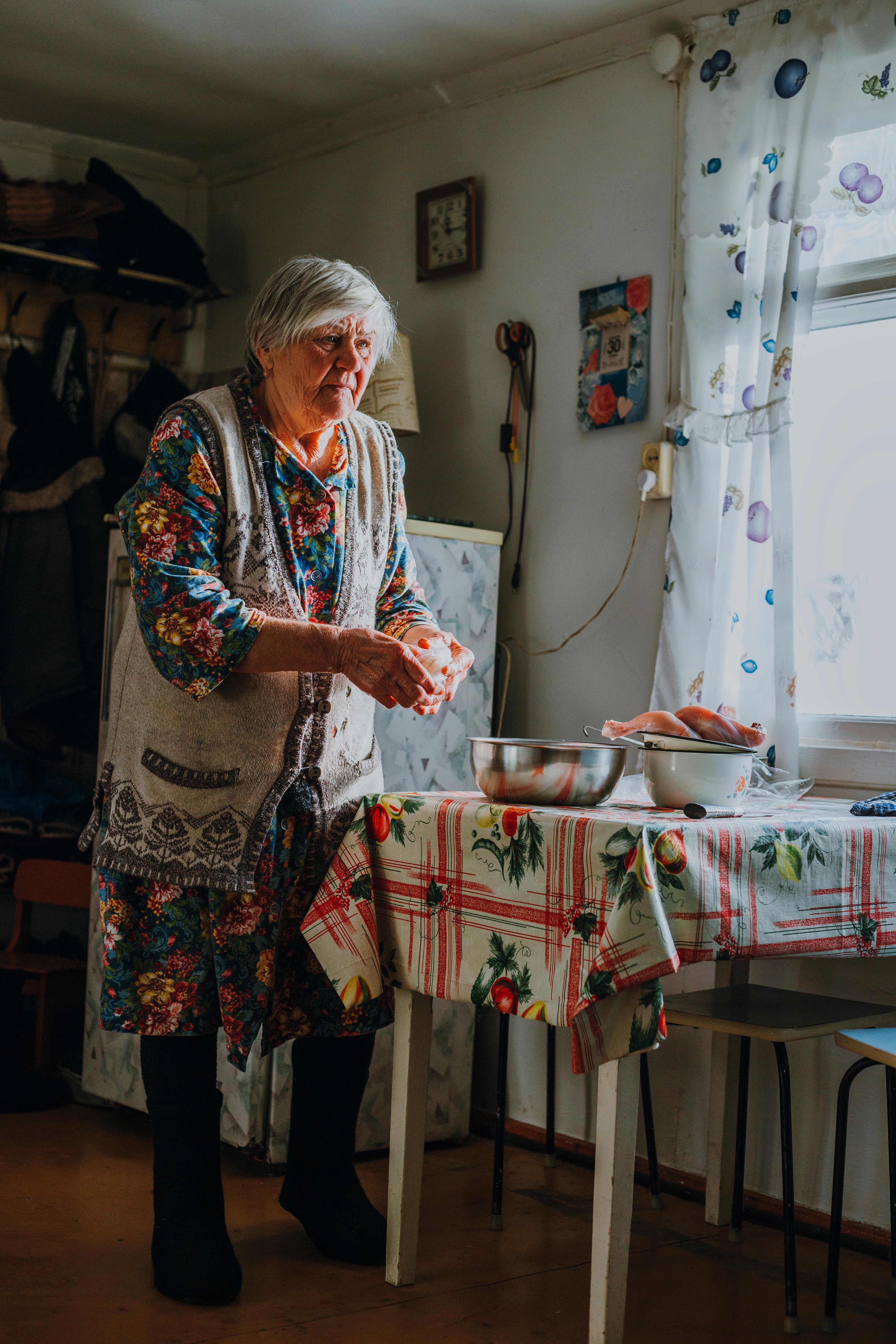 The Secret to Grandma's Old Fashioned Chicken and Noodles: Tips for a Heartwarming Family Meal!