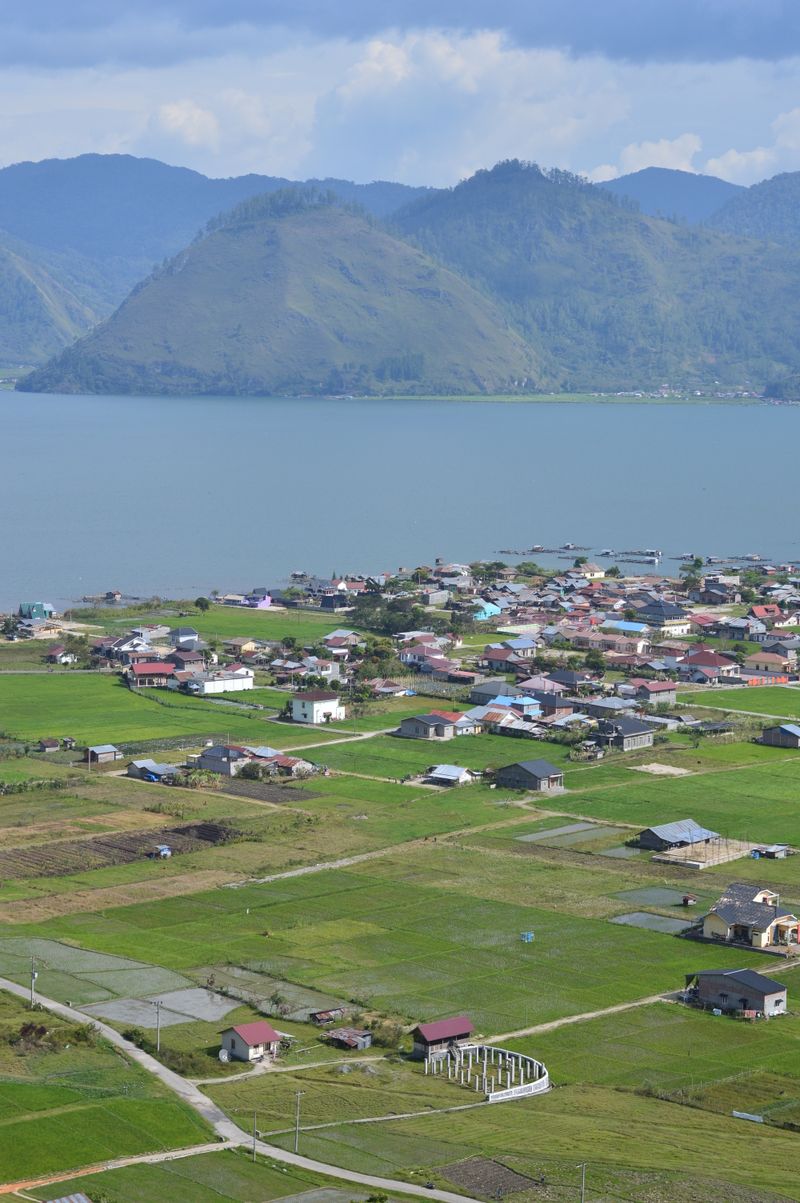 Takengon town, its fields and Lake Laut Tawar seen from the hills