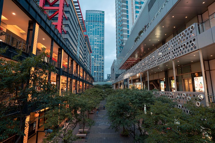 Symmetrical View Of A Street In Taipei, Taiwan 