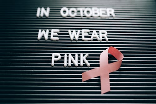 Free A Letter Board with Breast Cancer Awareness Note Stock Photo