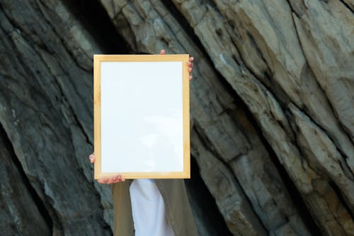 Foto profissional grátis de desocupado, em branco, holding