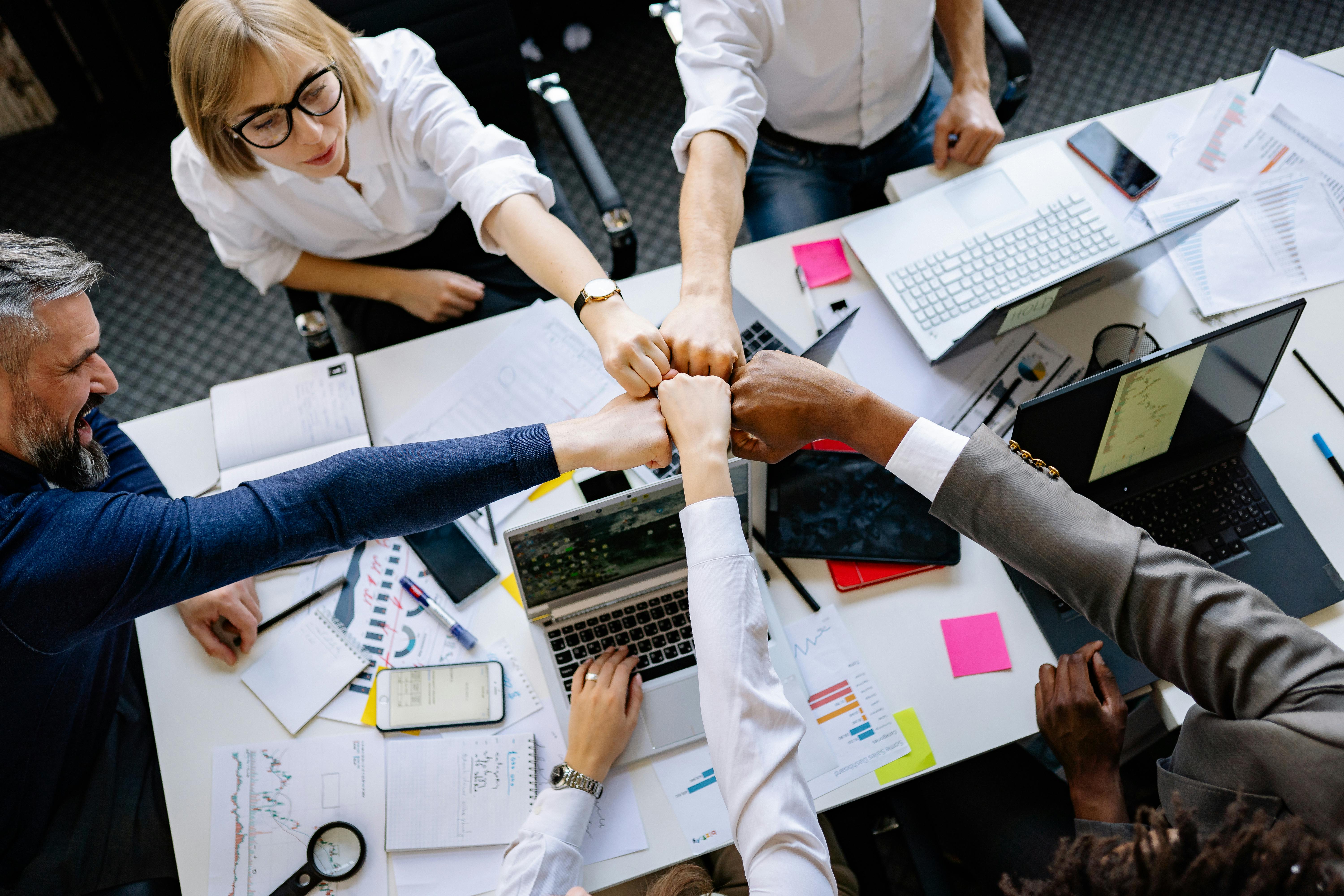 How to Build Partnerships Through Guest Posting for Success 3 Top 5 Guest Posting Mistakes That Sabotage Your Partnership Goals