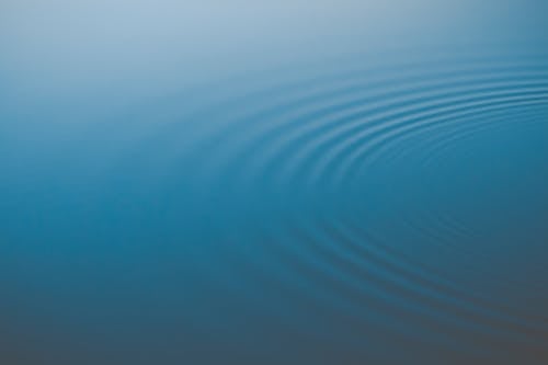 Darmowe zdjęcie z galerii z niebieski, spokojny, zbiornik wodny