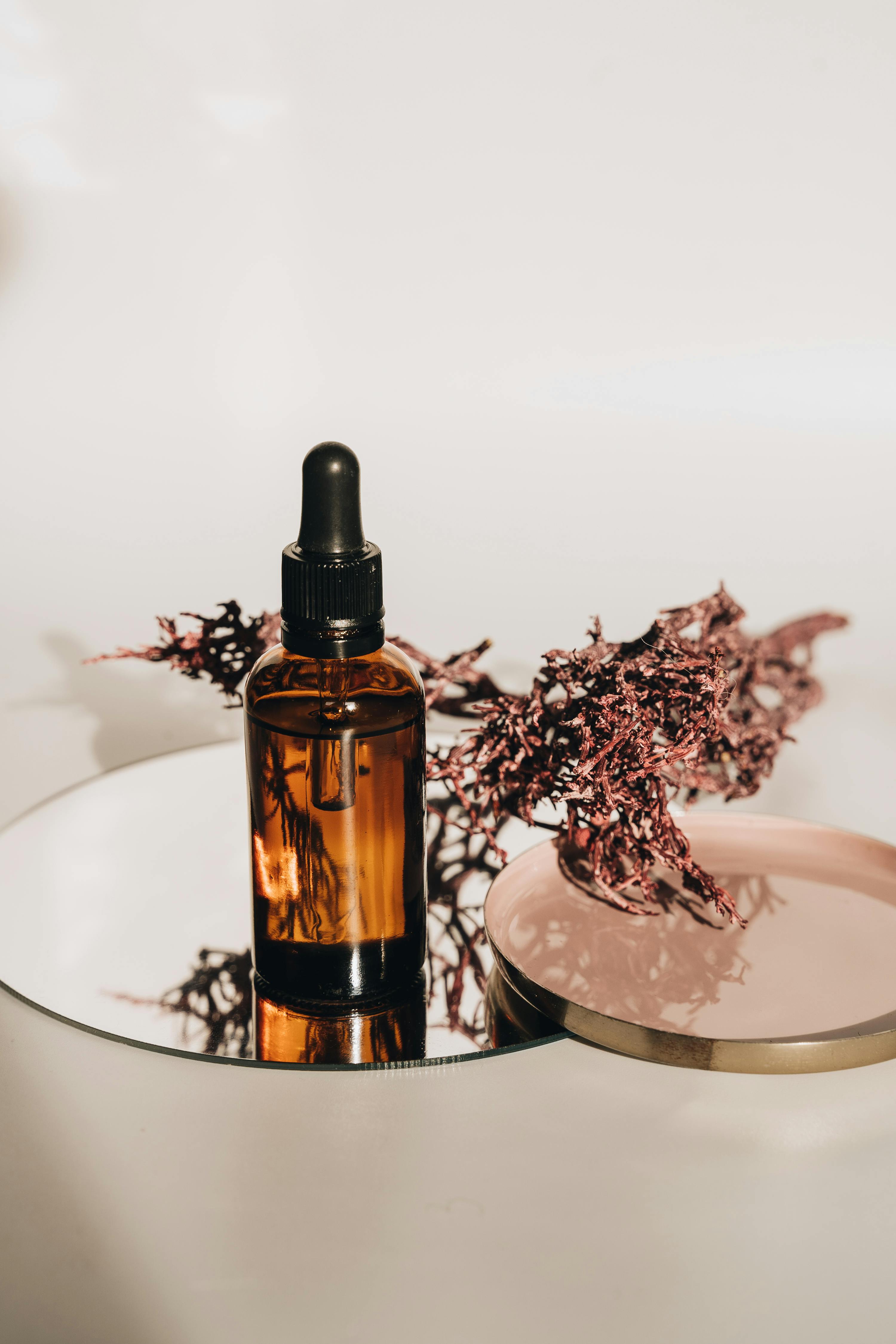 Maracuja Oil vs Marula Oil: Exploring Different Beauty Oils