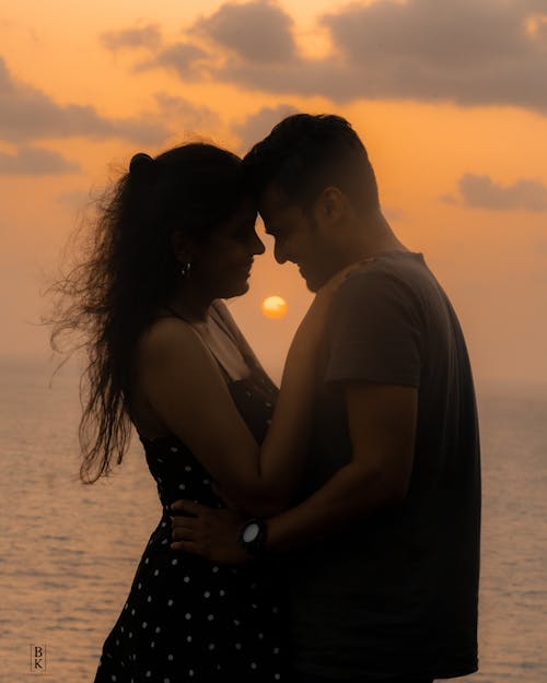 Free stock photo of beach, beach sunset, beautiful couple