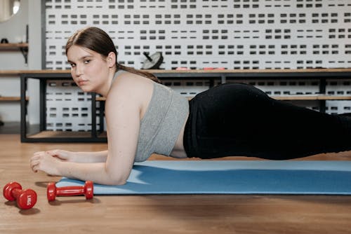 Foto d'estoc gratuïta de calcular, dona, estil de vida saludable