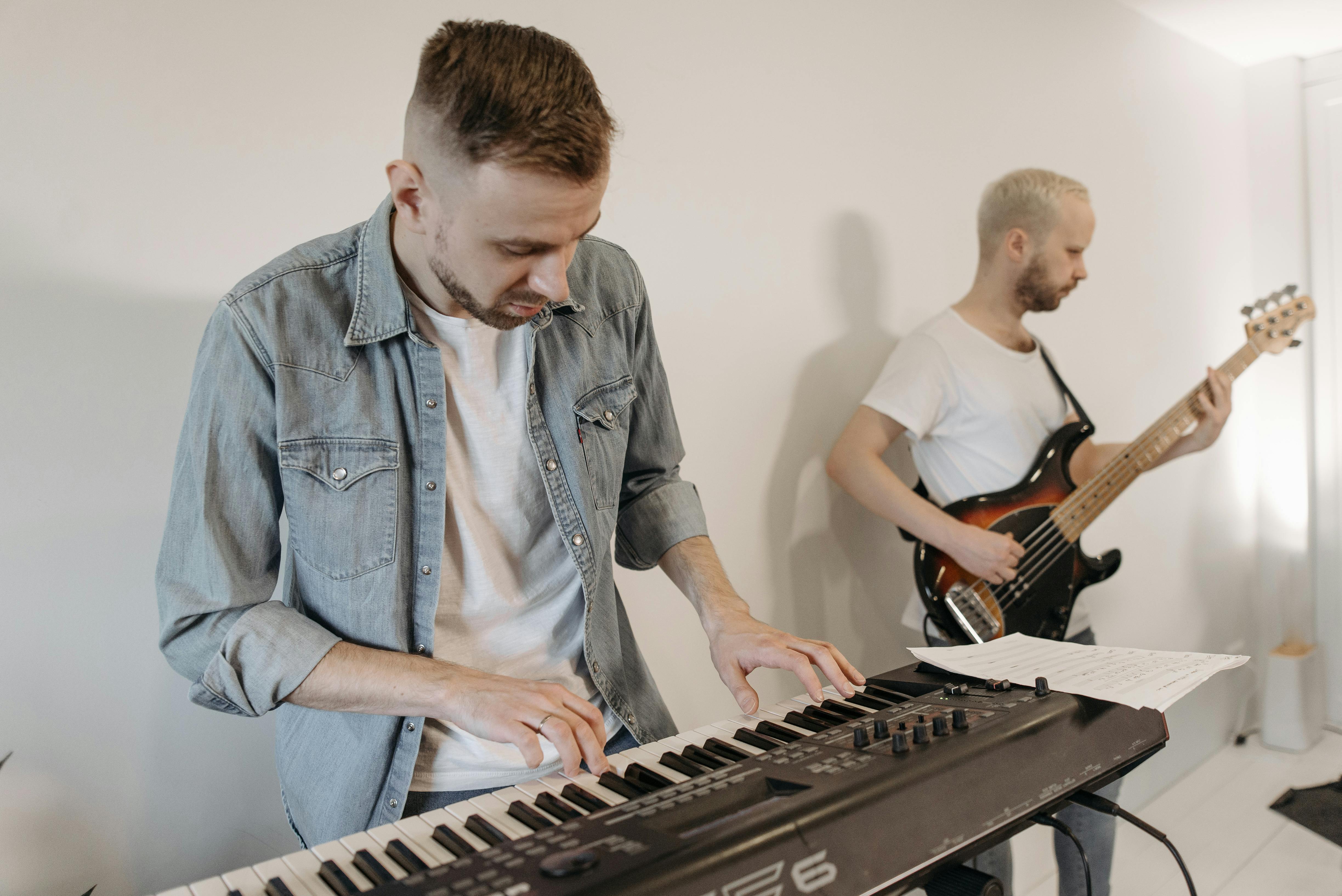 Music Discovery Made Easy with These Nine Websites — Photo by Pavel Danilyuk on Pexels