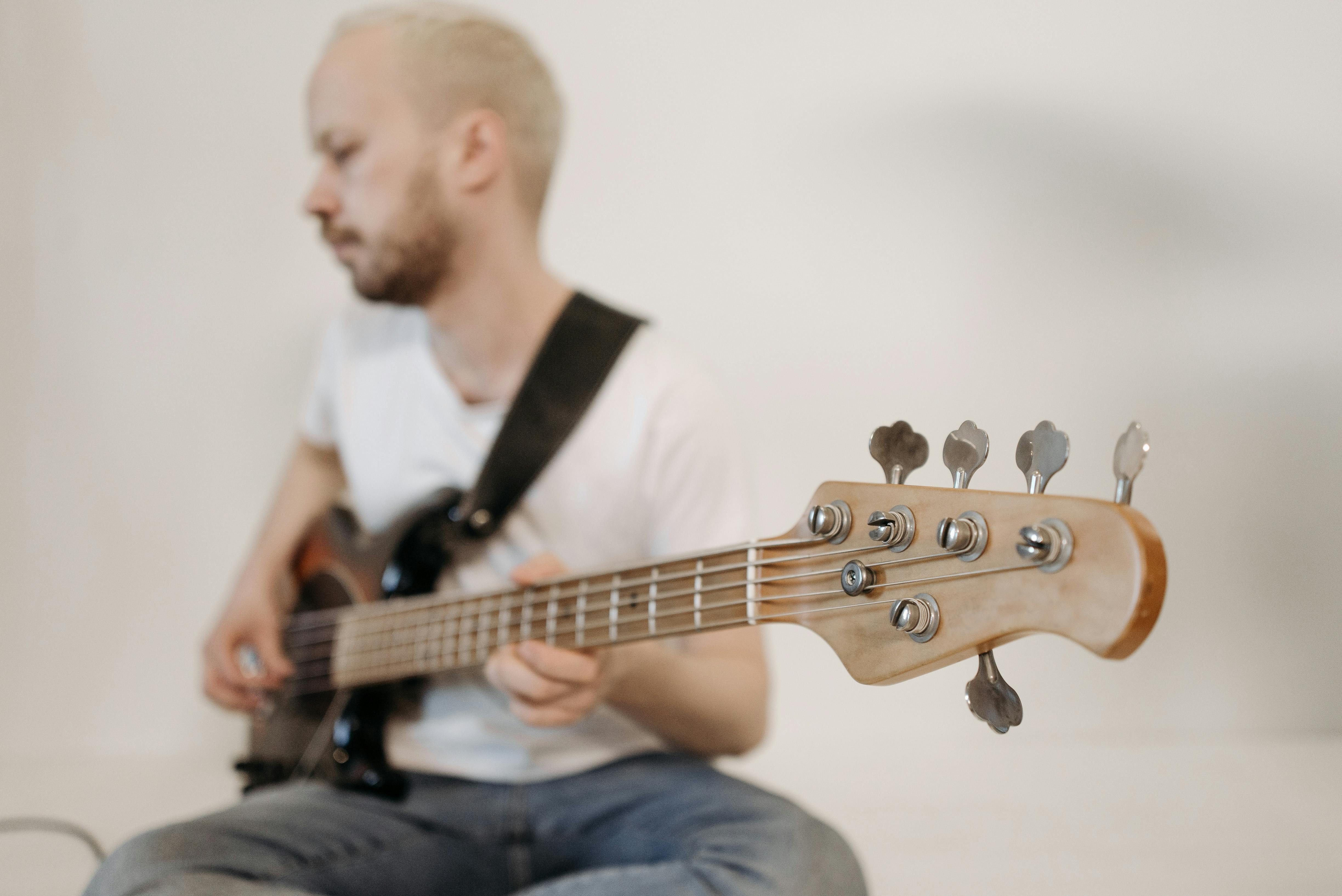 Bass Method - Steve Bailey & Victor Wooten - Bass Extremes