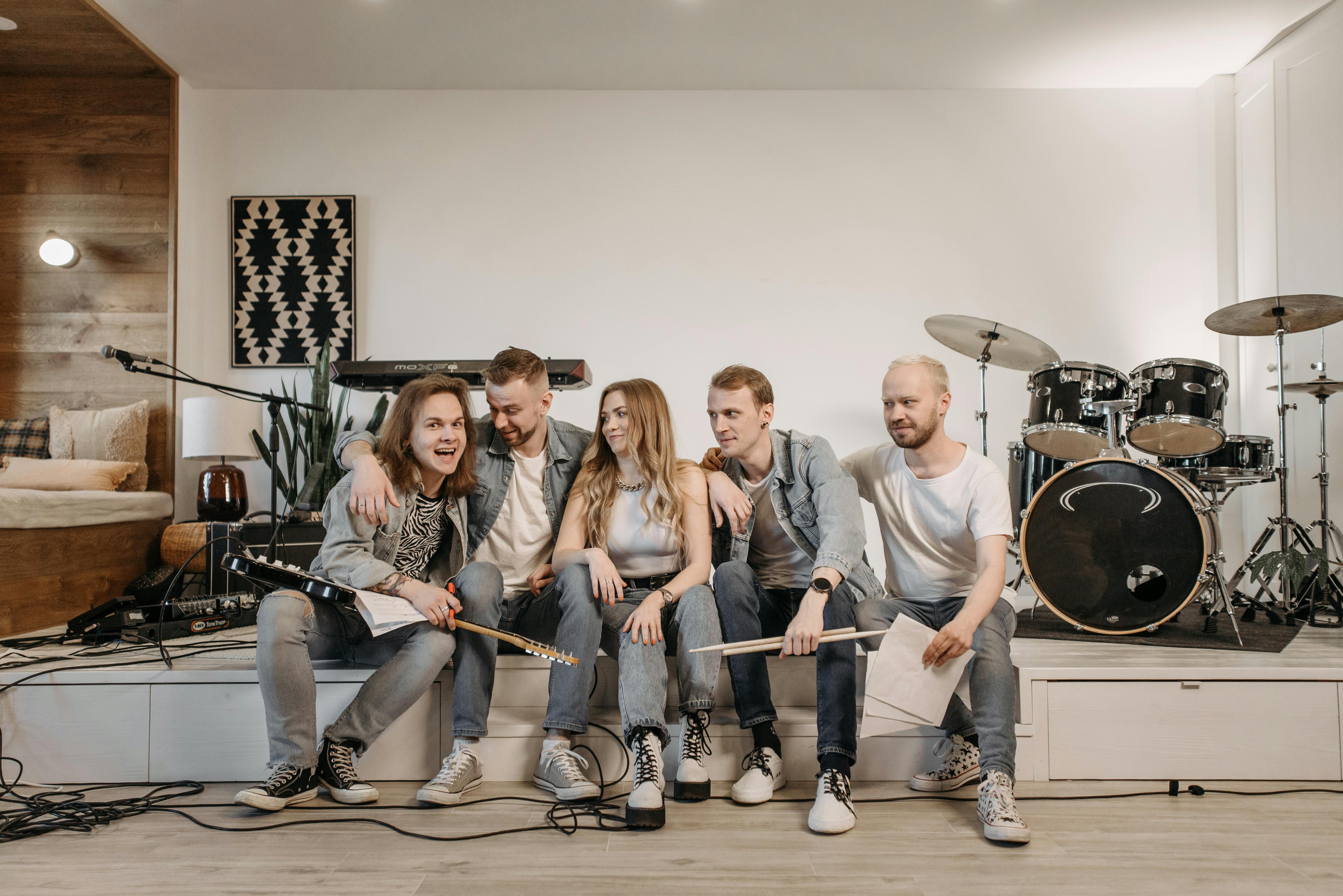 Dave Ramsey says: Your talent can be your side hustle — Photo by Pavel Danilyuk on Pexels