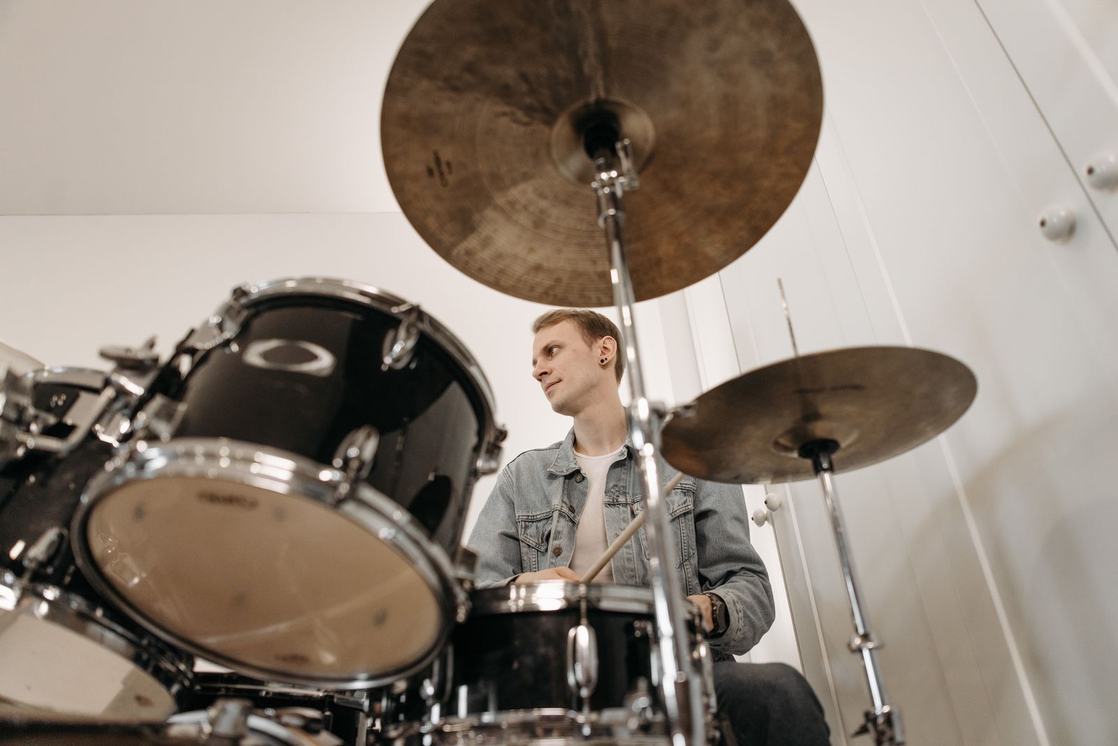 What Happens in Your First Drum Lesson