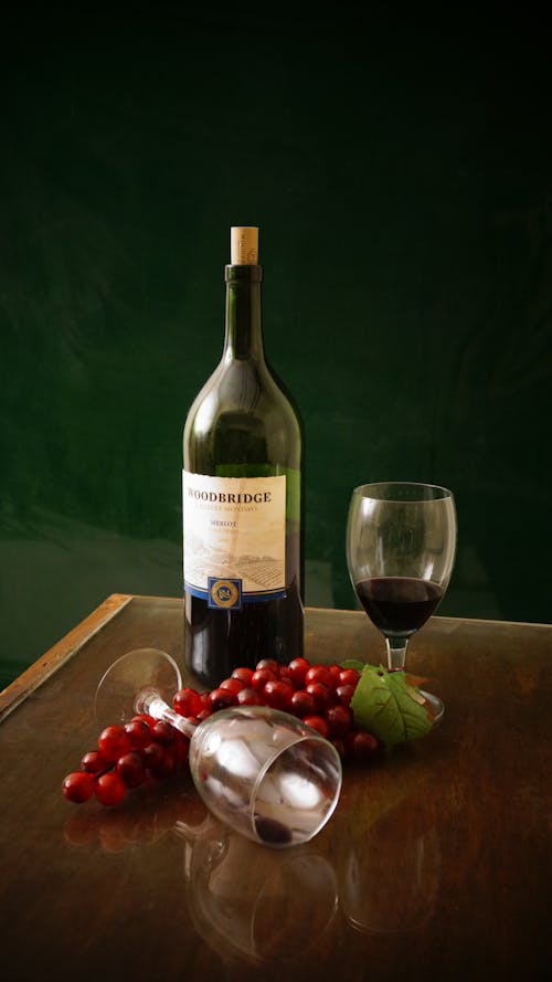Free Fotos de stock gratuitas de botella de vino, copa de vino, copas de vino Stock Photo