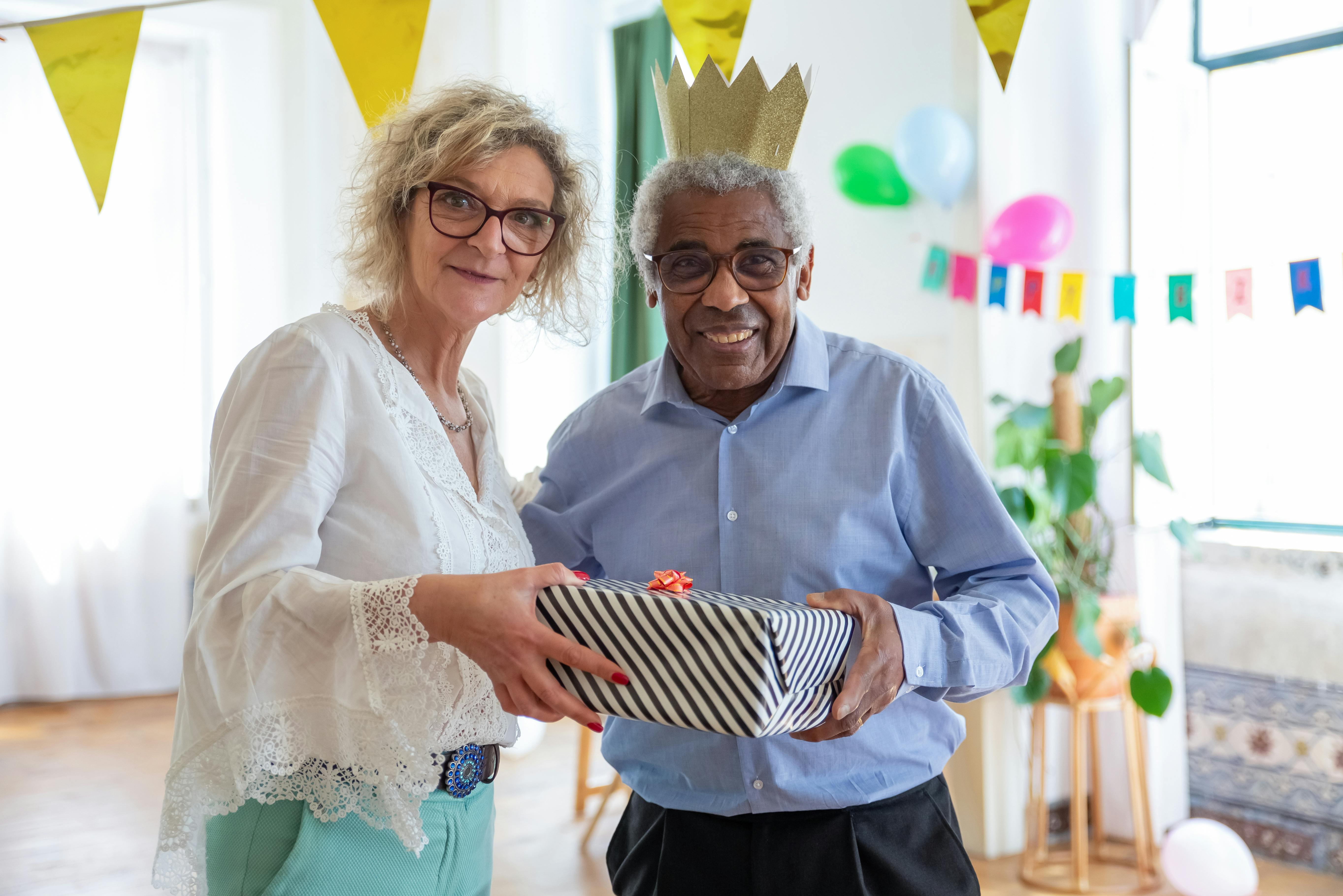 The Best Holiday Gifts for Older Adults – All Seniors Care