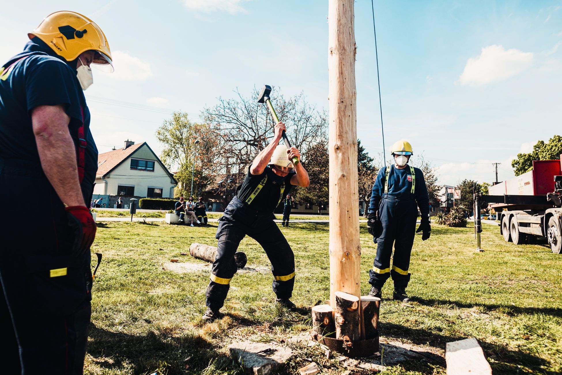 Grote tak breekt af in Breda en verspert achteruitgangen van woningen
