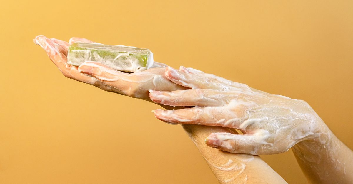 Why Your Homemade Soap Fails (And The Pro Secrets for Lasting Lather and Perfect Bars)